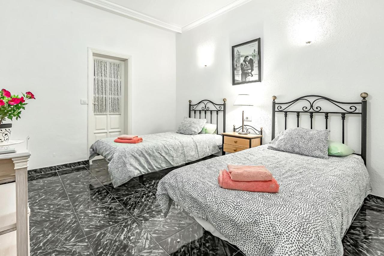 Villa Raquel With Private Pool And Sea View Los Menores 외부 사진
